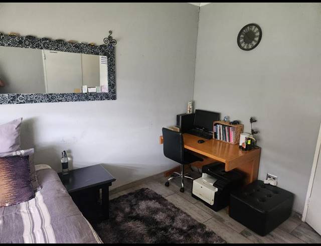 4 BEDROOM HOUSE FOR SALE IN EVANS PARK